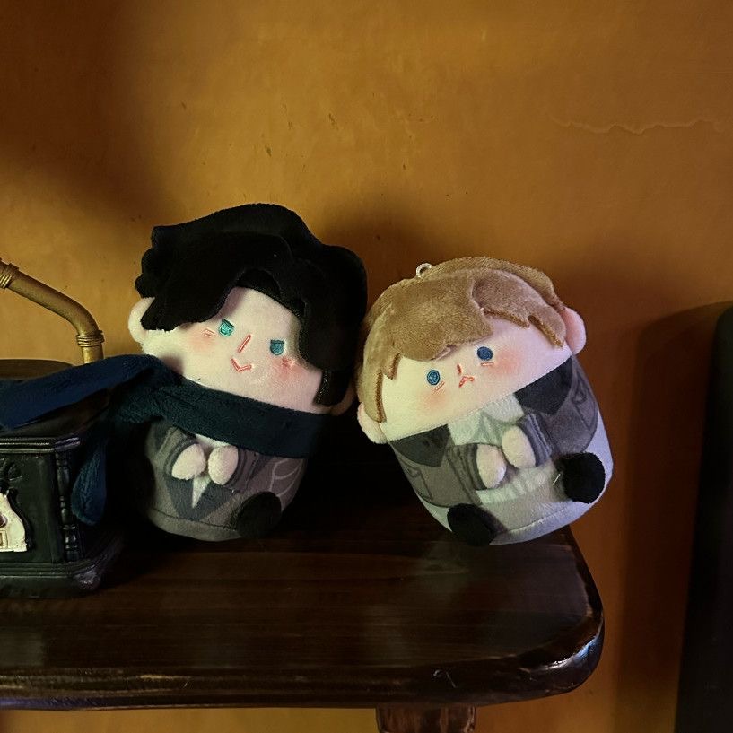 Cosplay Plushie Prop - 1 Pair 12cm Anime Sherlock and
