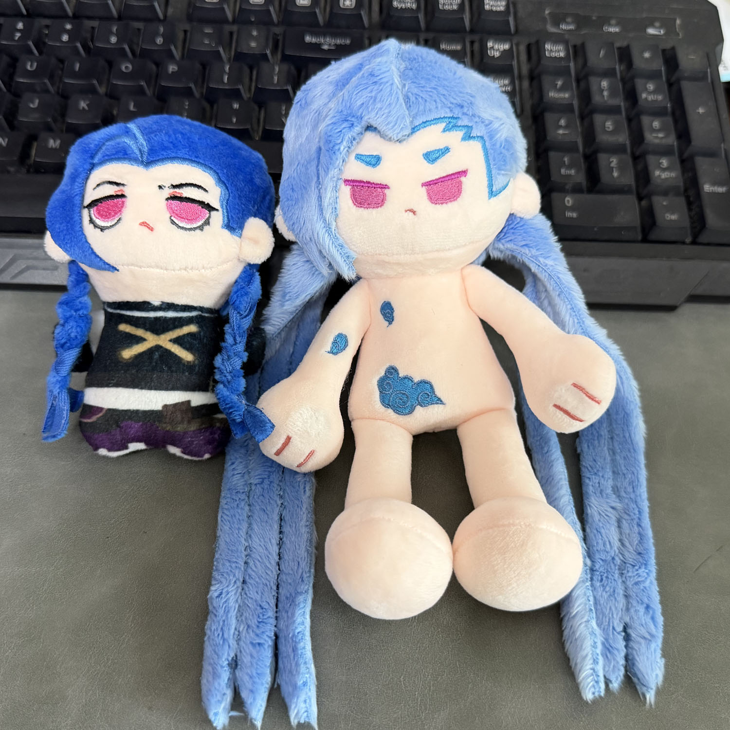 Anime Game Powder Jinx Plushie - огляд і ціна Cosplay Plushie Prop